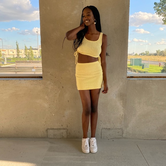 Fluffy knit set - Picture 3 of 7